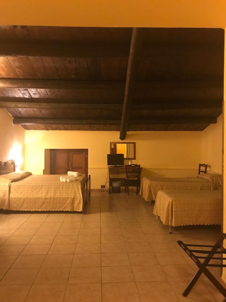 La Locanda Di San Francesco Hotel Viggianello Bagian luar foto