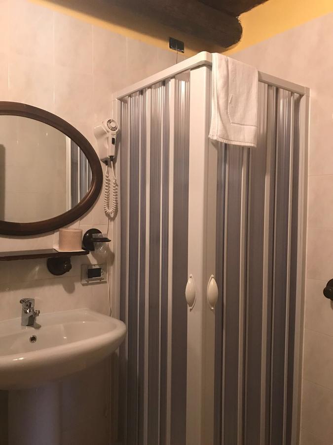 La Locanda Di San Francesco Hotel Viggianello Bagian luar foto