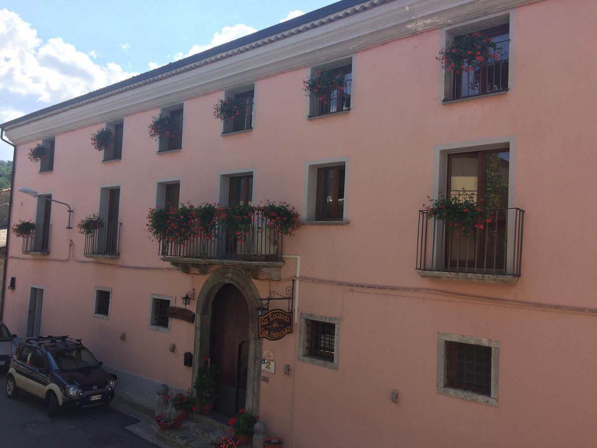 La Locanda Di San Francesco Hotel Viggianello Bagian luar foto